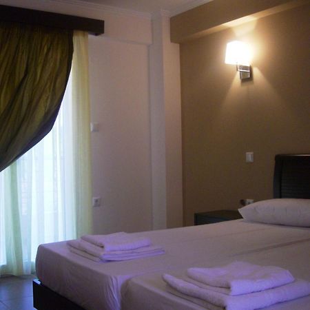 Ammos Bay Hotel Ammoudia Ruang foto